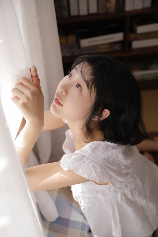 Japanese blossom beautiful girl pure sweet private room nightdress beautiful legs white tender lovely life photo(9)